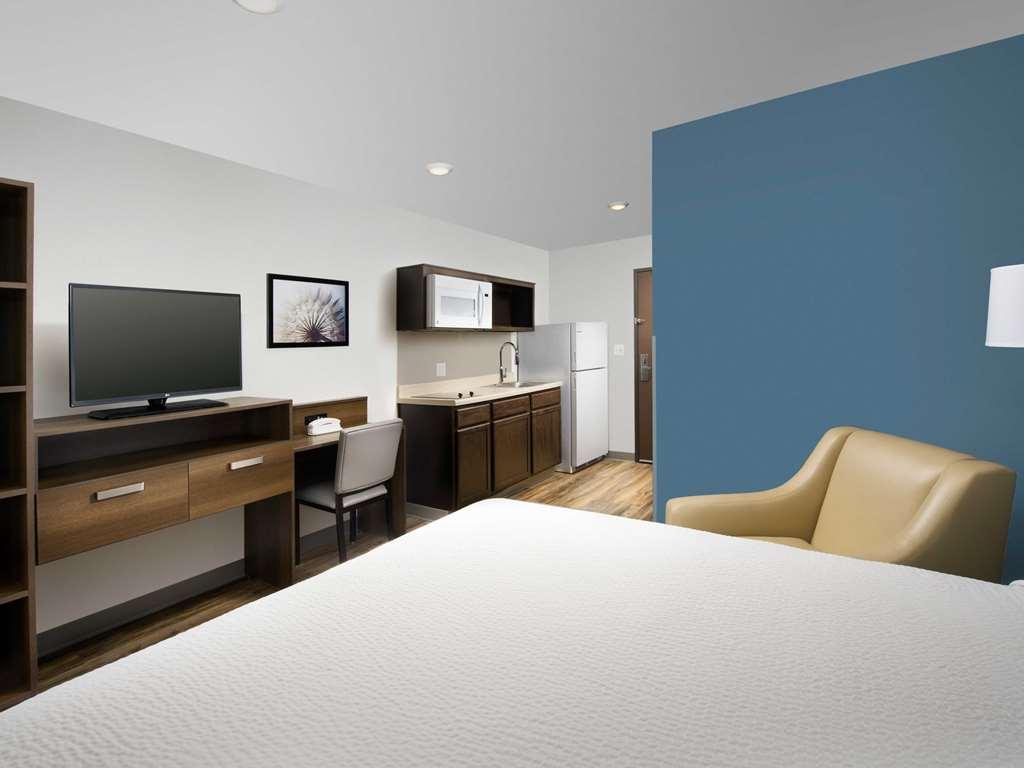 Extended Stay America Select Suites - Deerfield Beach Room photo